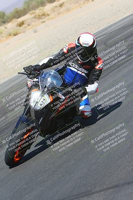 media/Oct-17-2024-Racers Edge (Thu) [[f51934c085]]/A Group/Session 2 Turn 6 Inside/